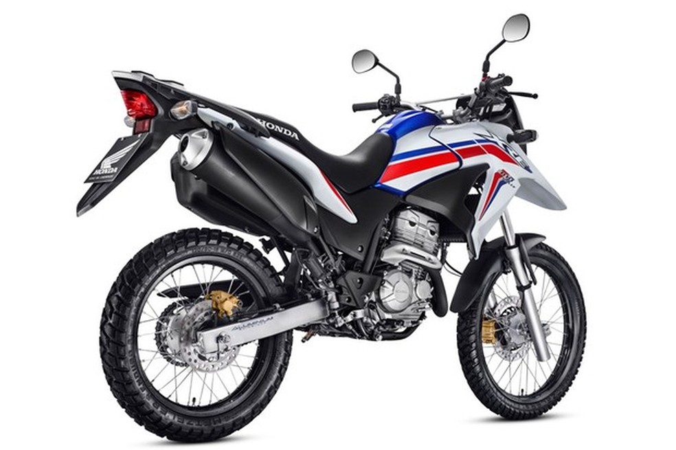 Honda XRE 300 ganha novas cores na linha 2017