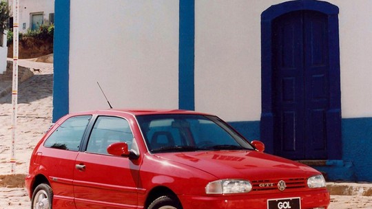 De Gol Bolinha a Ferrari: 18 carros que poderão ter placa preta em 2024