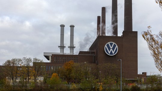 Volkswagen vai cortar 35 mil empregos na Alemanha; Brasil não será afetado