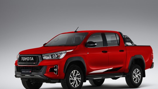 Toyota Hilux V6 chega ao Brasil por R$ 205 mil 