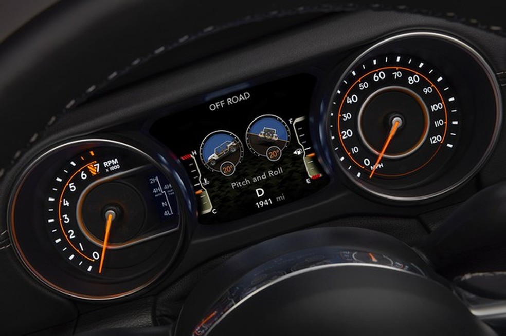 Quadro digital também exibe informações úteis no off-road (Foto: Divulgação) — Foto: Auto Esporte