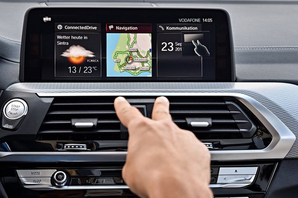 Multimídia de 12,3 polegadas reconhece gestos no exterior (Foto: Divulgação) — Foto: Auto Esporte