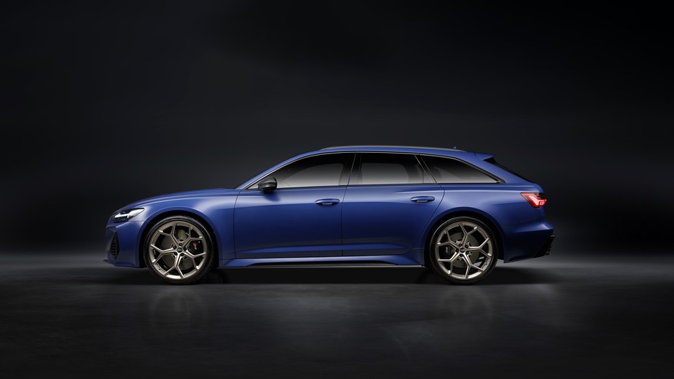 Audi RS 6 Avant é perua à venda no Brasil por mais de R$ 1 milhão — Foto: Divulgação
