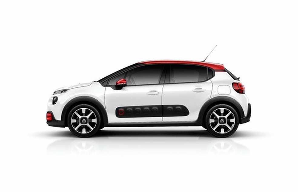 Laterais do novo Citroën C3 investem nos Airbumps, proteções plásticas contra batidinhas (Foto: Divulgação) — Foto: Auto Esporte