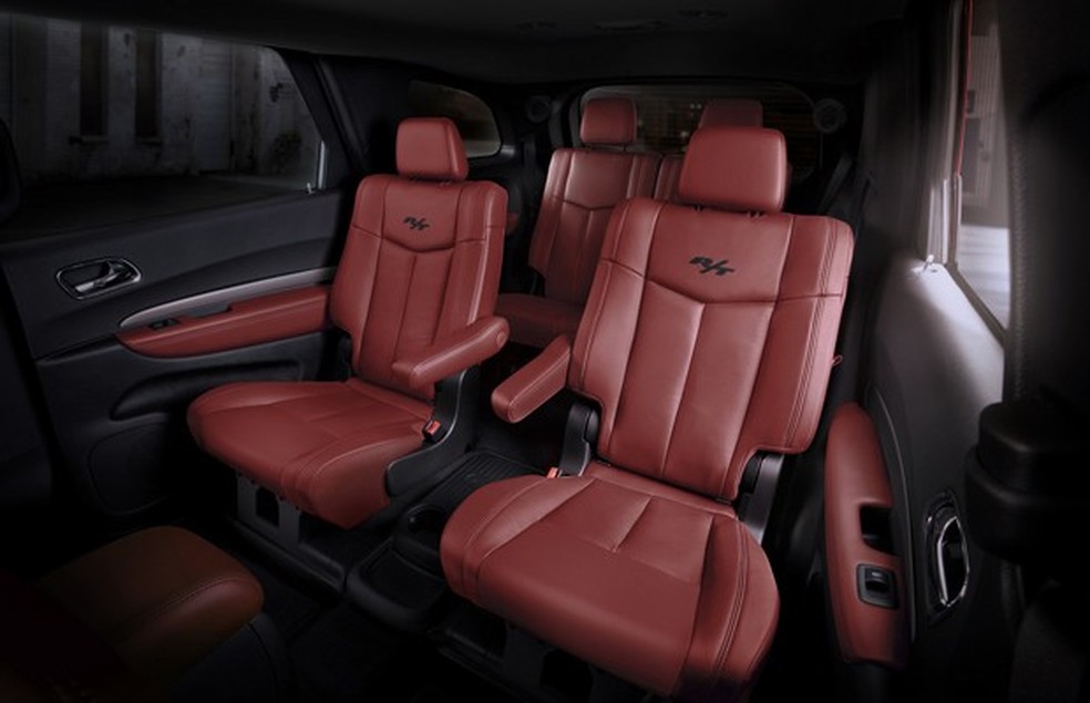 Durango R/T. (Foto: Divulgação) — Foto: Auto Esporte