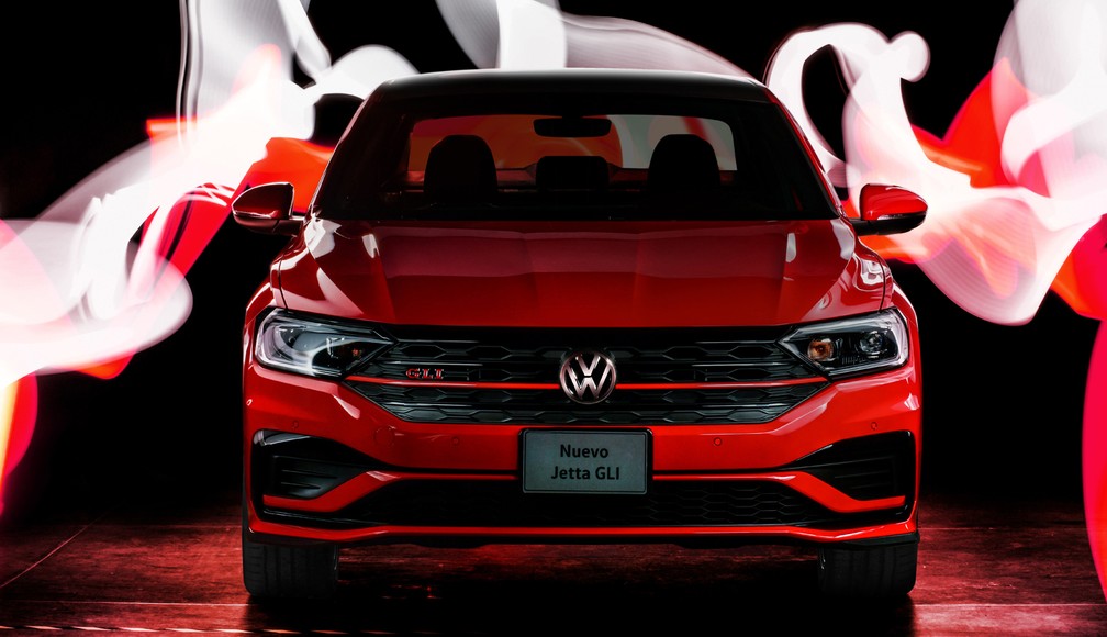 Volkswagen Jetta GLI — Foto: Divulgação/Volkswagen