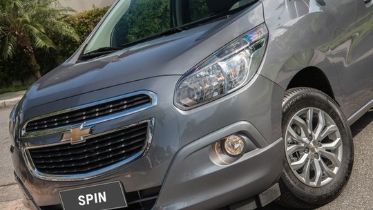 Chevrolet Spin 2018 mantém visual, mas recebe nova central multimídia