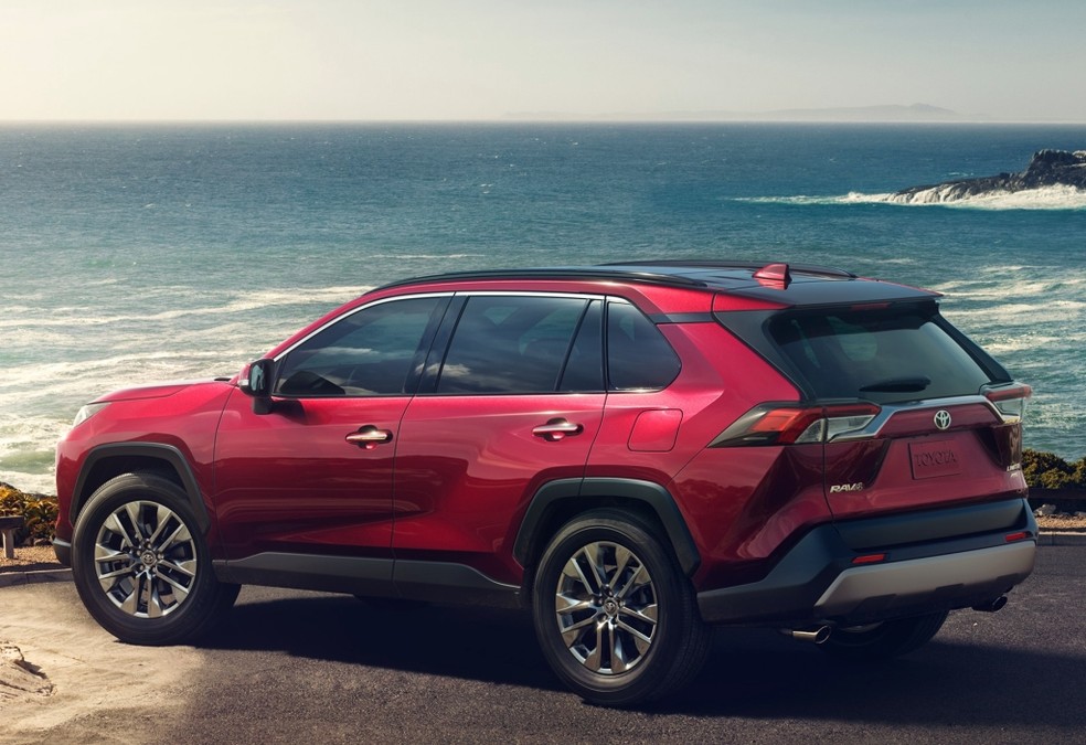 Toyota RAV4 — Foto: Divulgação/Toyota