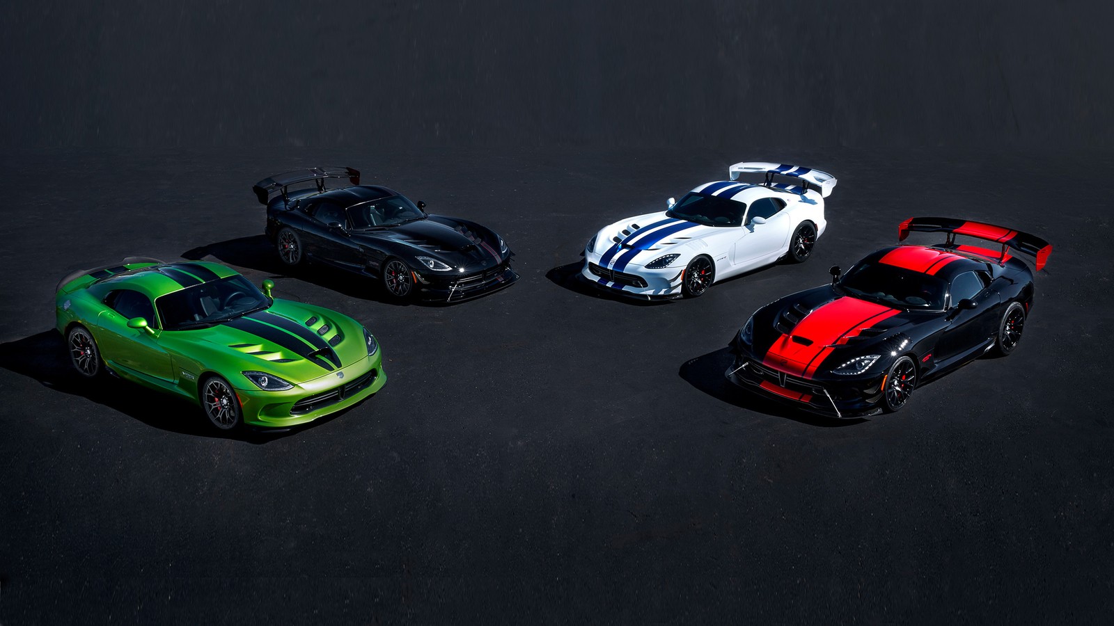 Dodge anuncia o fim da produção do Viper com versões comemorativas