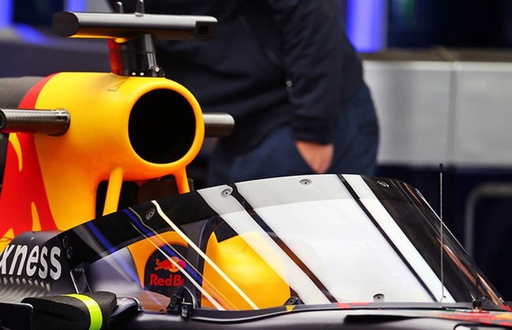 Red Bull testa proteção de cockpit na Rússia