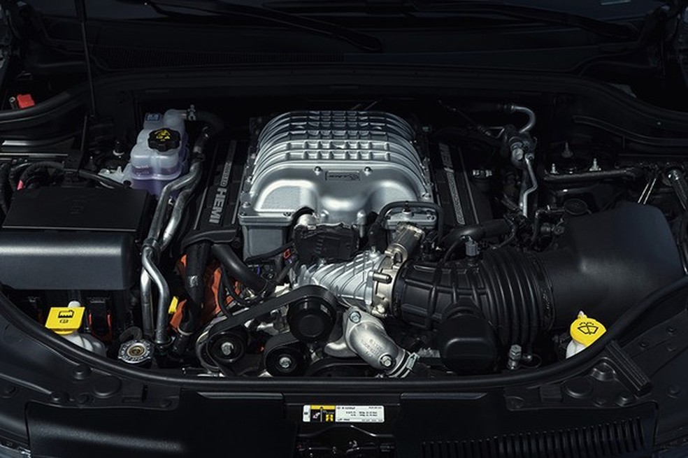 O motor supercharger V8 de 6,2 L (Foto: Divulgação) — Foto: Auto Esporte