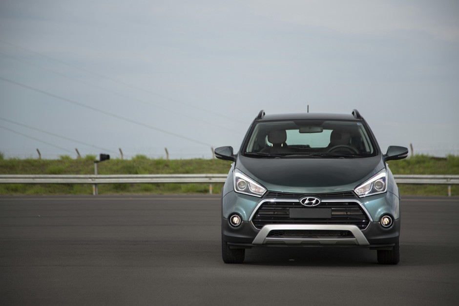 Dianteira do Hyundai HB20X 2016