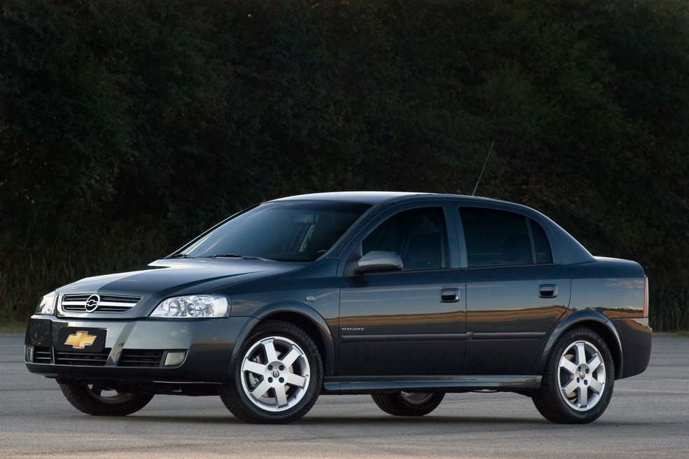 O Chevrolet Astra Sedã Foi um modelo popular que se destacou por equilibrar bem desempenho e usabilidade — Foto: Divulgação/Chevrolet