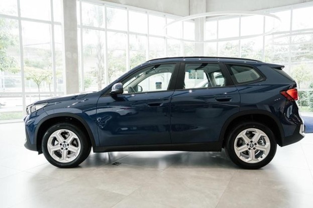 BMW X1 sDrive20i GP - lateral