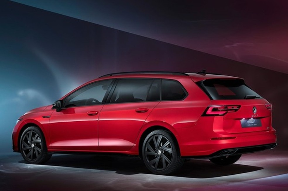 A coluna C manteve a inclinação e a grossura pronunciadas, identidades da família Golf (Foto: Divulgação) — Foto: Auto Esporte