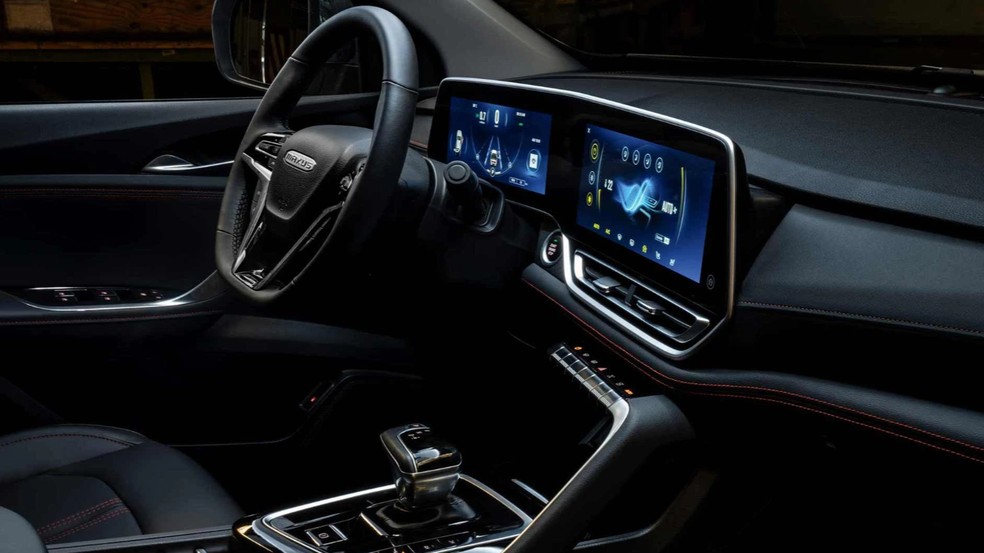 Interior da nova VW Amarok não deve ser tão semelhante ao da Maxus T90 — Foto: Divulgação