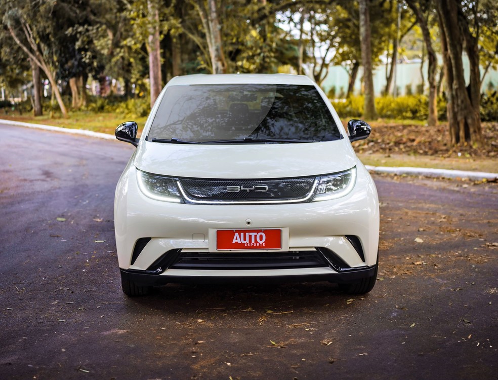 BYD Dolphin é um dos grandes responsáveis pelo crescimento nas importações — Foto: Renan Sesicki/Auto News Brasil