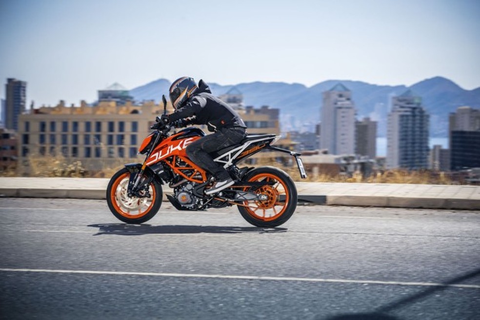 KTM 390 DUKE ABS (Foto: divulgação) — Foto: Auto Esporte