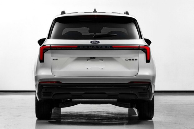 Ford Equator, versão de sete lugares com novo visual na China