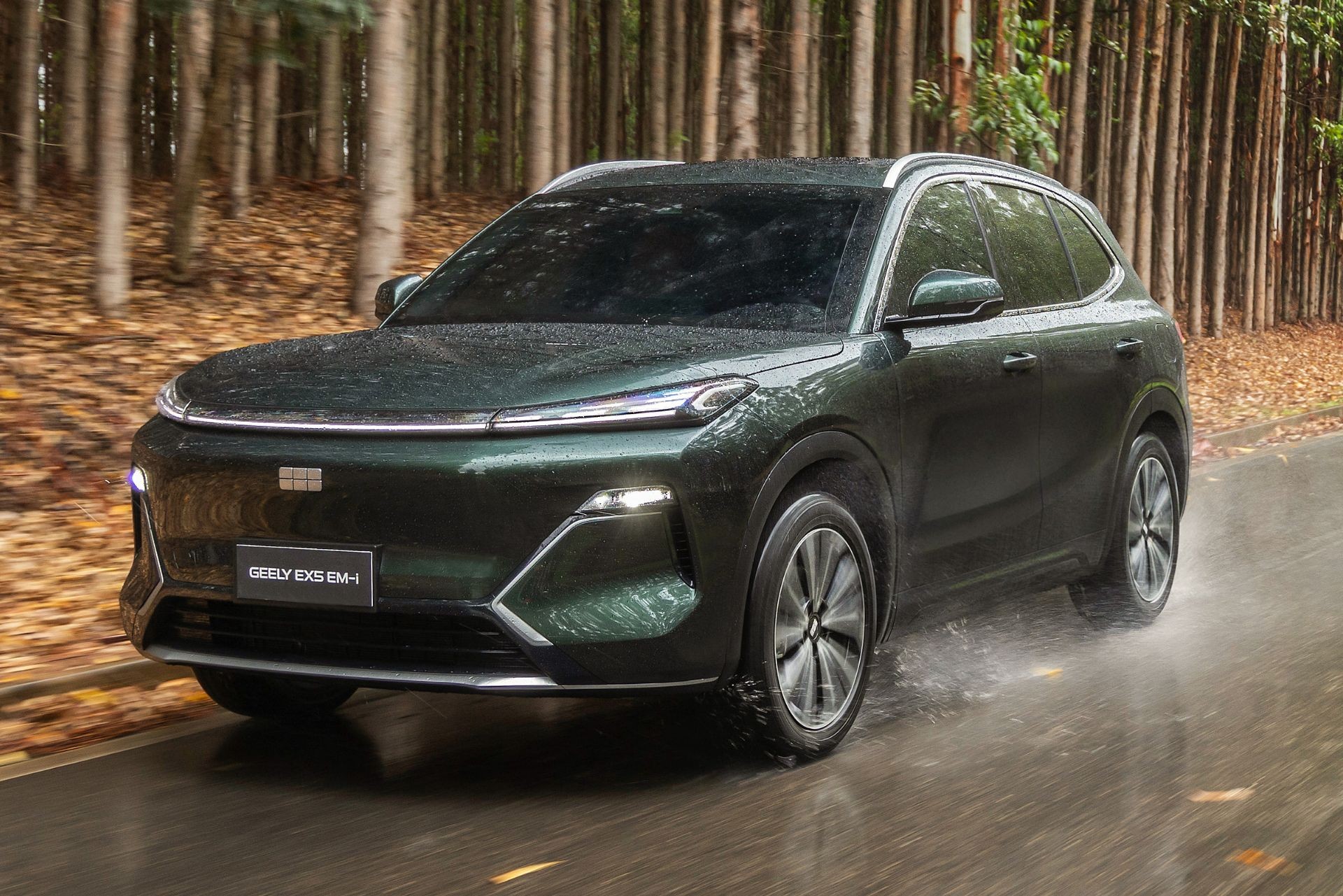 Geely EX5 EM-i híbrido 2027: preços, versões, equipamentos e autonomia