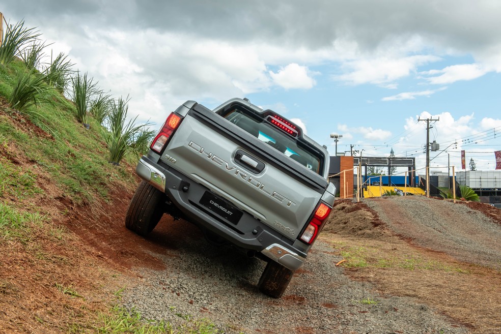 Nova Chevrolet S10 tem lanternas como novo desenho interno  � Foto: Divulga��o