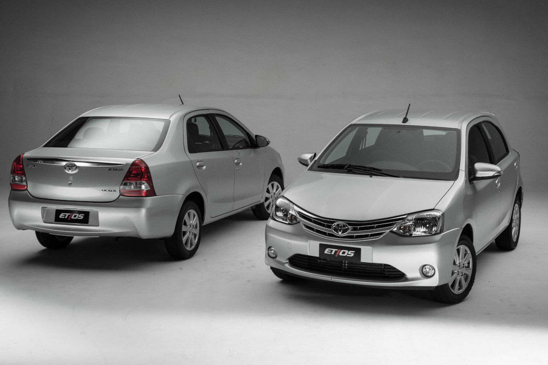 Toyota Etios: 5 principais versões usadas com preços a partir de R$ 30 mil
