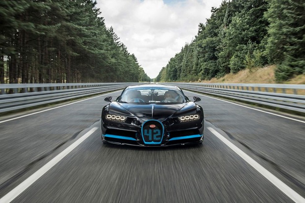 O ar-condicionado do Chiron é só uma das muitas extravagâncias do superesportivo (Foto: Divulgação) — Foto: Auto Esporte