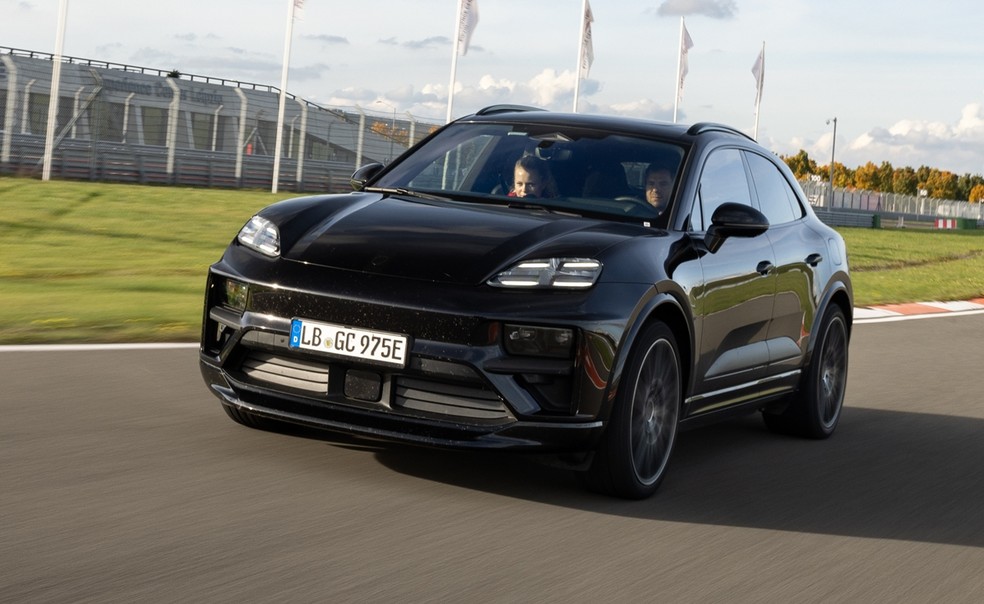 Porsche Macan elétrico foi apresentado na versão de 611 cv — Foto: Divulgação
