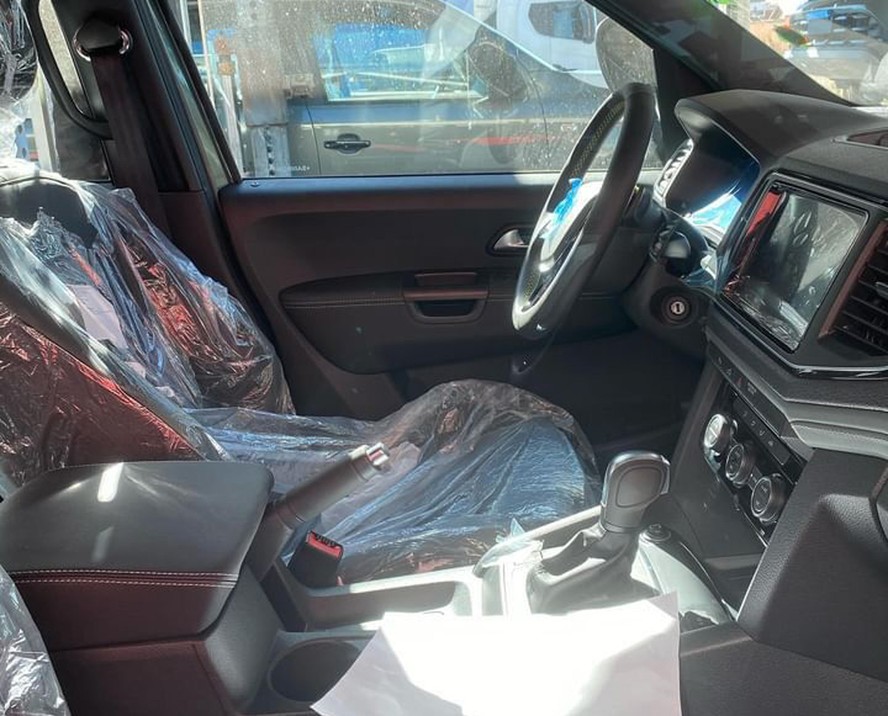 Interior da Volkswagen Amarok 2025