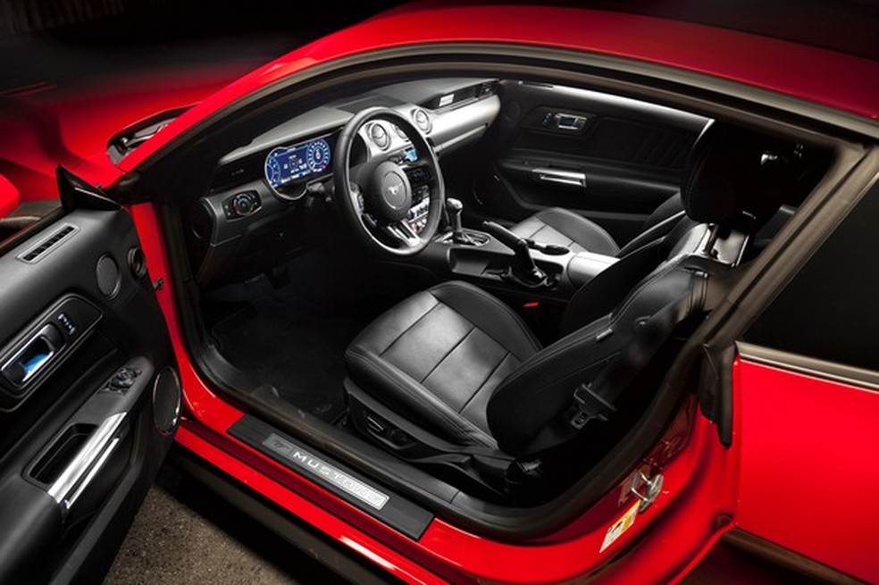 Ford Mustang GT Premium V8 (Foto: Leo Sposito/Auto News Brasil) — Foto: Auto Esporte