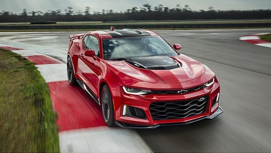 Chevrolet Camaro ZL1 chega à linha 2017 com 648 cv