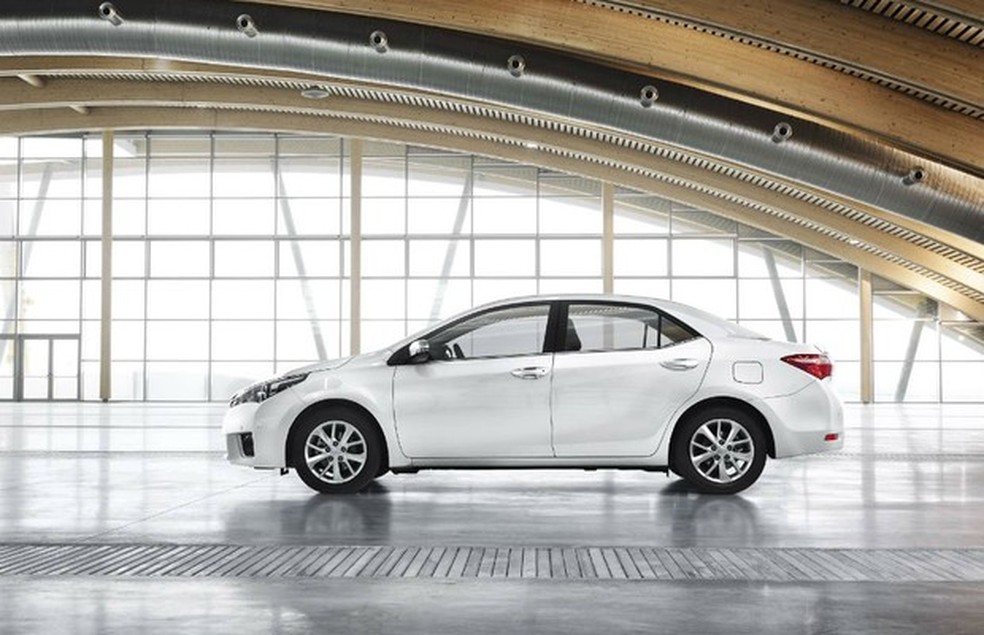 Toyota Corolla 2014 Europeu (Foto: Divulgação) — Foto: Auto Esporte