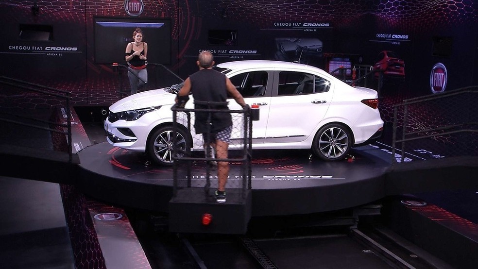 Kaysar e Ana Clara empataram e cada um ganhou um Fiat Cronos  — Foto: Gshow