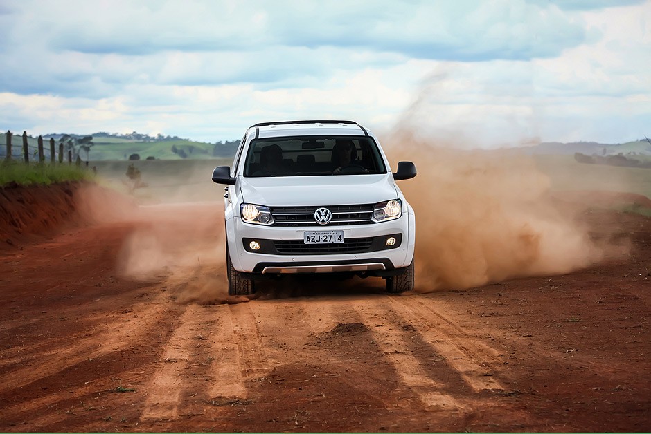 Volkswagen Amarok Dark Label