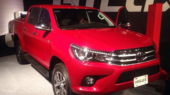 Nova Toyota Hilux chega este mês com preços a partir de R$ 114.860