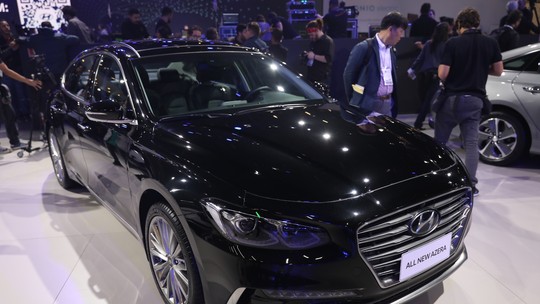 Hyundai Azera de nova geração chega ao Brasil por R$ 269.900