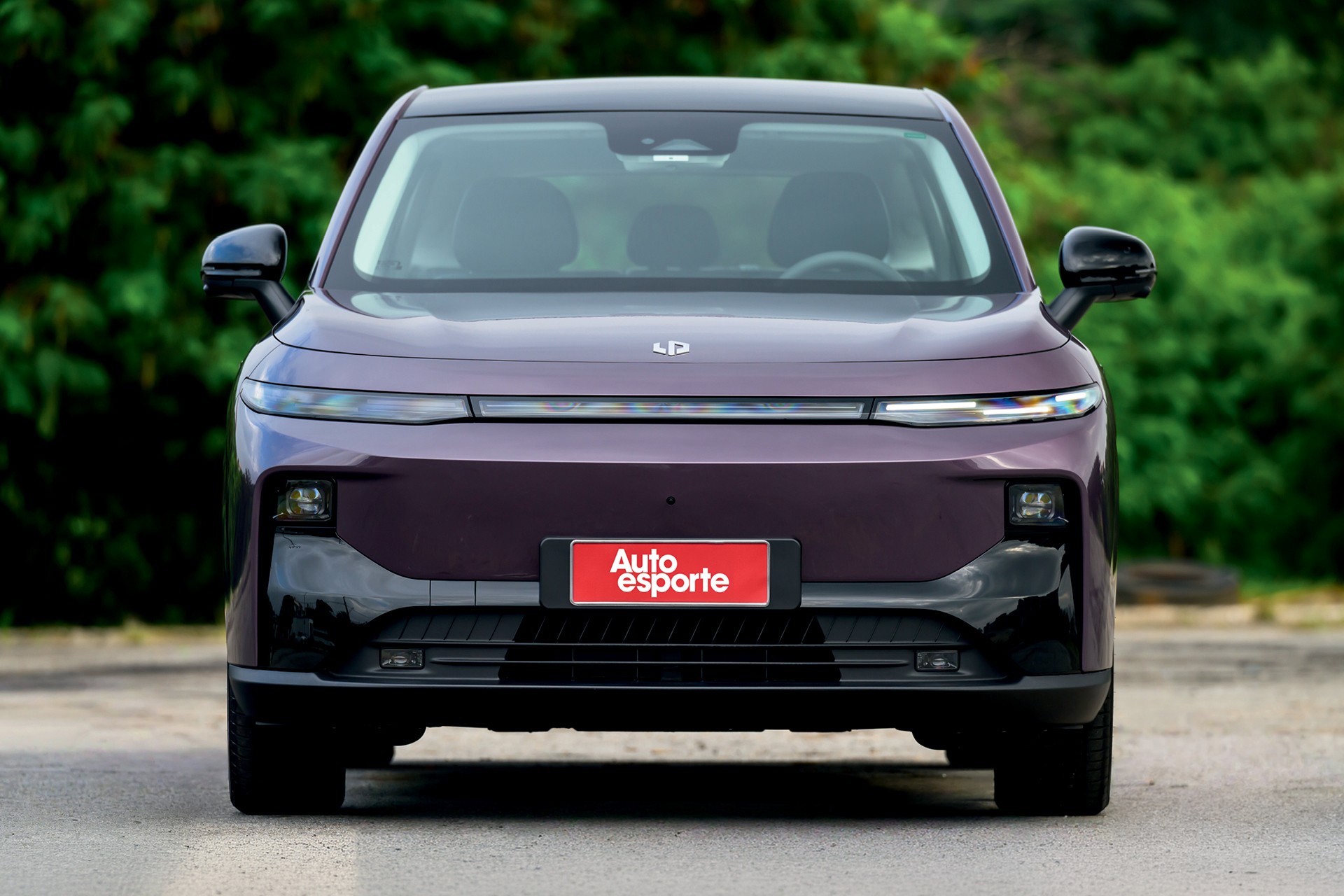Leapmotor B10 híbrido já tem data para chegar ao Brasil contra BYD Song Pro
