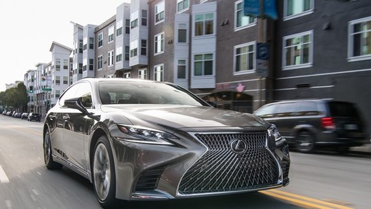 Novo Lexus LS chega ao Brasil no início de 2018