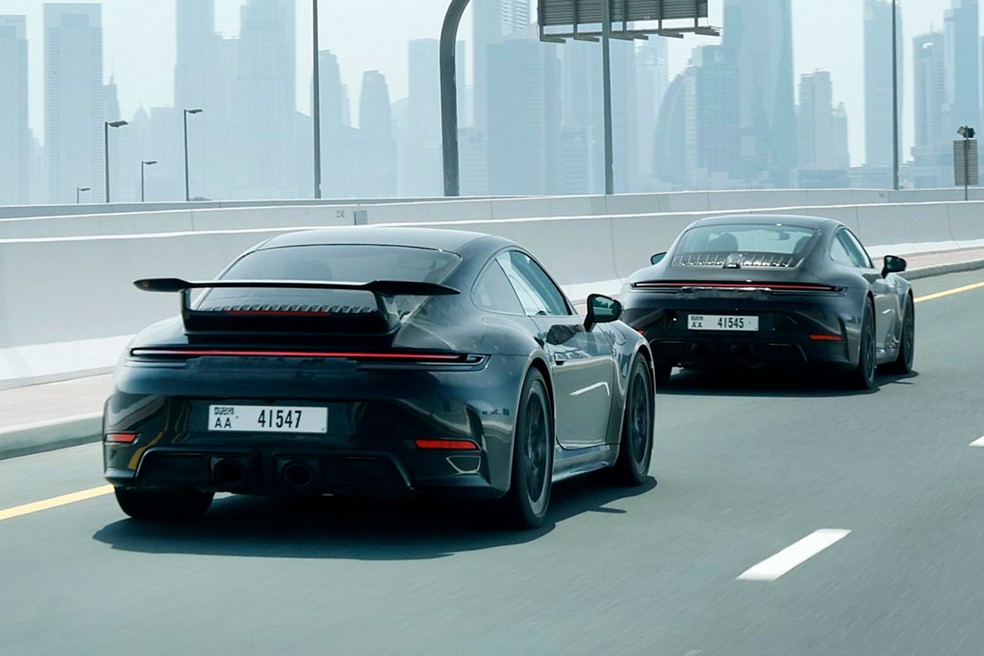 Primeiro Porsche 911 híbrido anda mais que similar a gasolina e