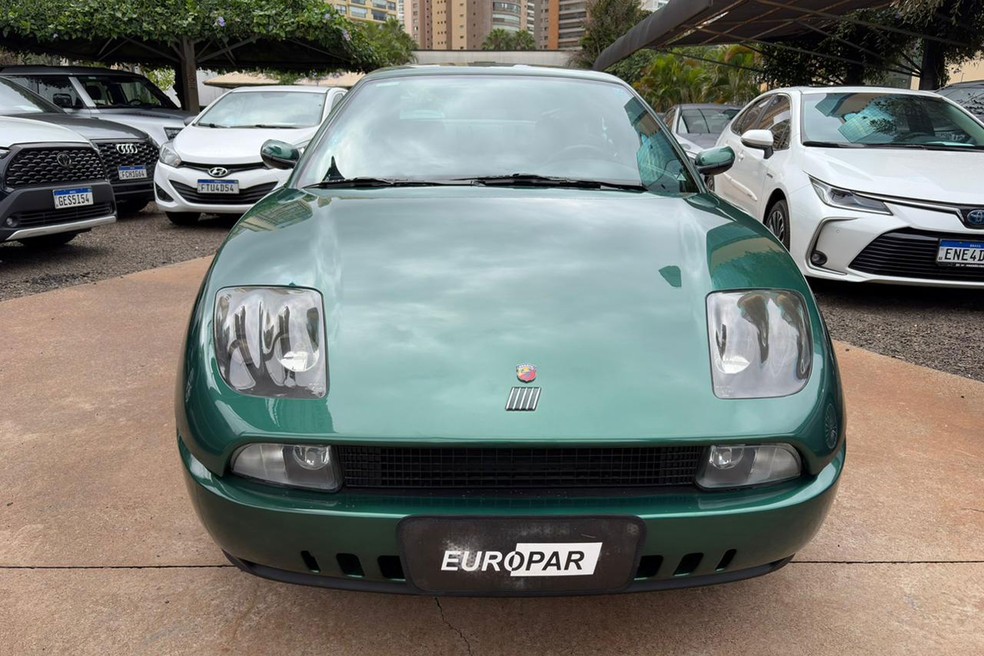 Desenho do Fiat Coupé foi desenvolvido por Chris Bangle — Foto: Fernando Garcia/Auto News Brasil