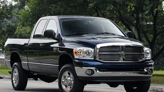 FCA anuncia recall de picapes RAM 2500