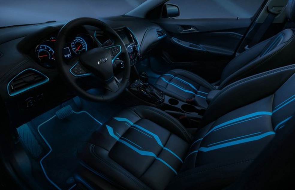 Chevrolet Cruze ganha versão inspirada no filme 'Tron: Legacy' (Foto: Divulgação) — Foto: Auto Esporte