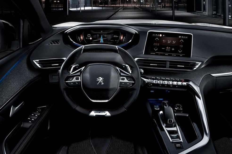 O painel também é virtualmente o mesmo i-Cockpit 2.0 encontrado no 3008 (Foto: Divulgação) — Foto: Auto Esporte