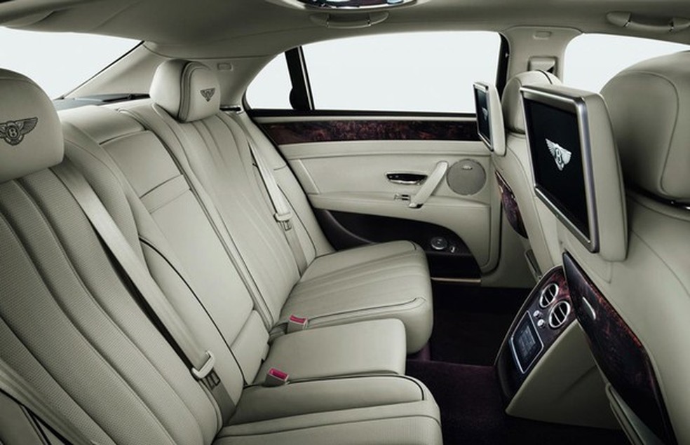 Bentley Continental Flying Spur 2014 (Foto: Divulgação) — Foto: Auto Esporte