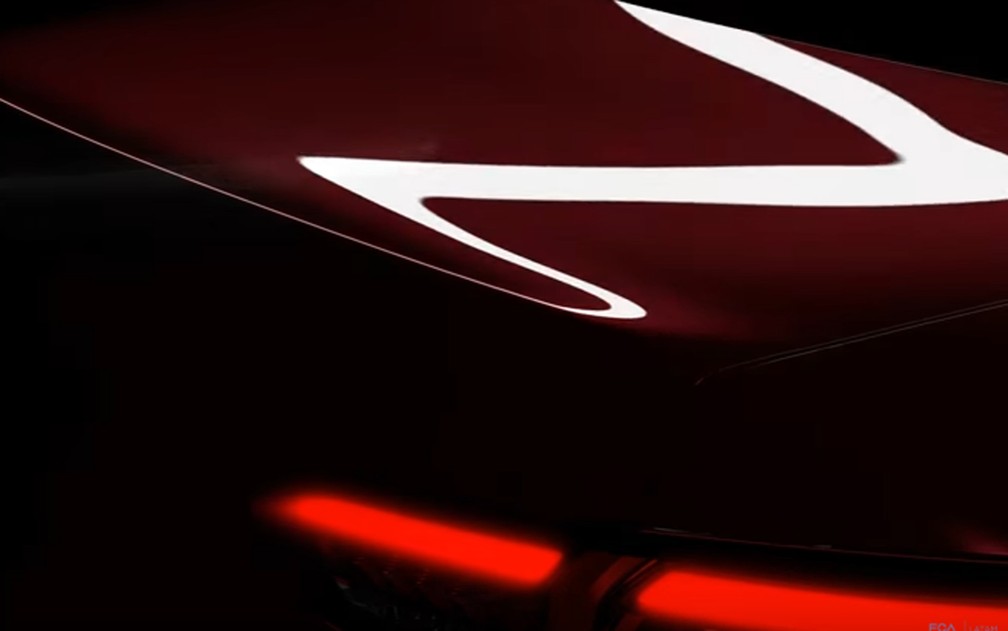 Detalhe da lanterna traseira nas primeiras imagens do Fiat Cronos — Foto: Divulgação/Fiat