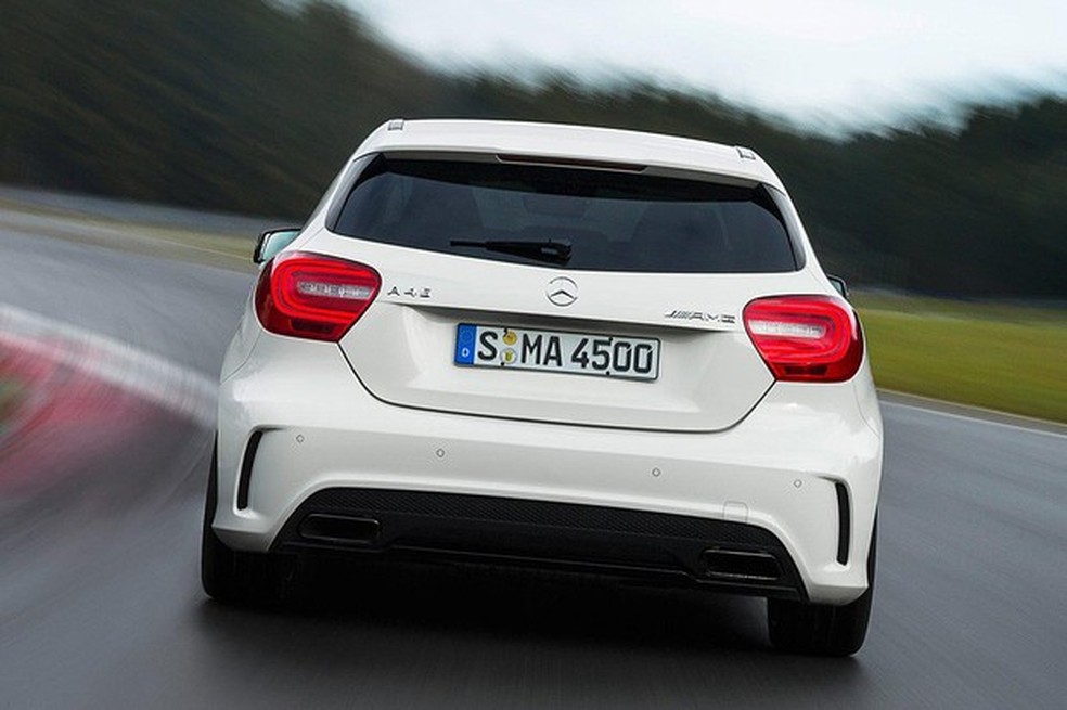 Mercedes Classe A45 AMG (Foto: Divulgação) — Foto: Auto Esporte