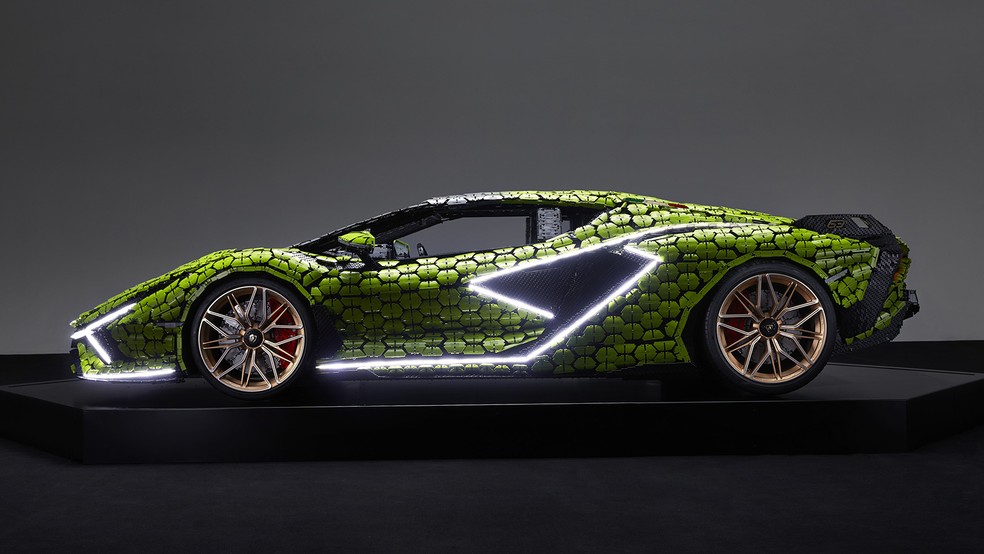 Lamborghini lego on sale tamaño real