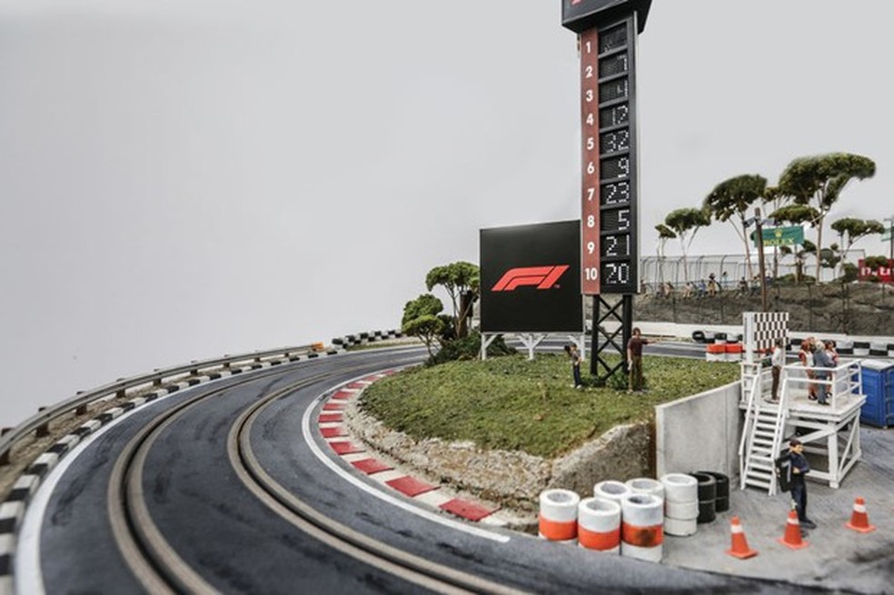 Ele tem 4,8 metros de comprimento por 2,1 de largura (Foto: RM Sothebys) — Foto: Auto Esporte