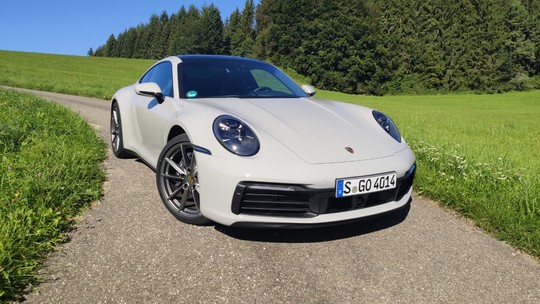Porsche lança 911 'básico' no Brasil por R$ 519 mil