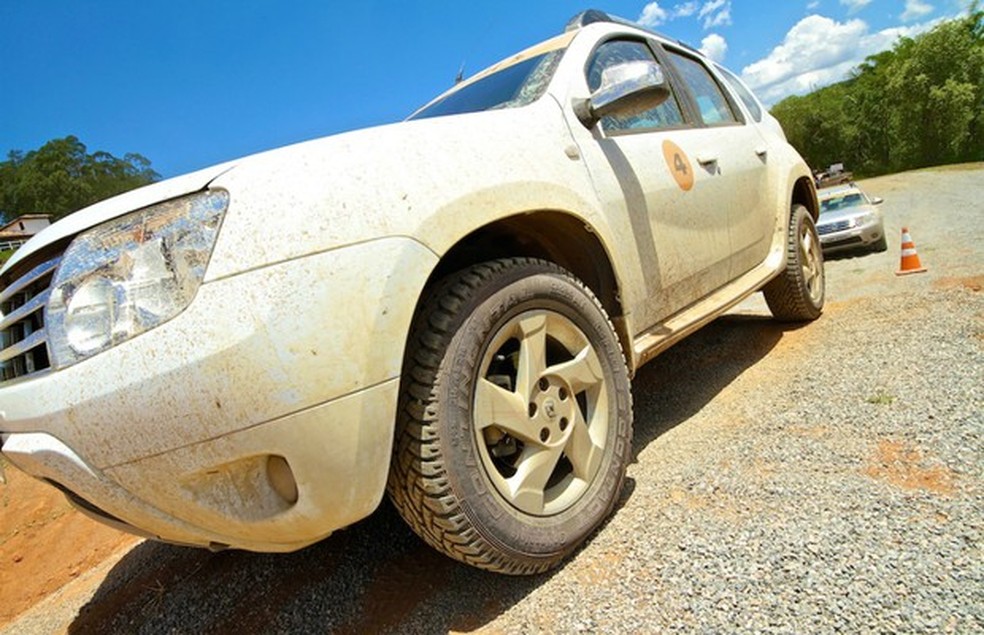 Testes com pneu ContiCrossContactAT da Continental (Foto: Divulgação) — Foto: Auto Esporte